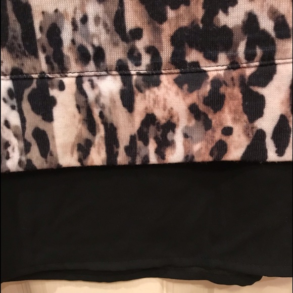 Chico’s Zenergy print top - Picture 4 of 7